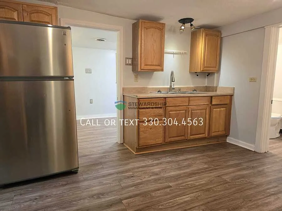 Two Bedroom, One Bathroom Home In Akron - Available Now! — Photo 3