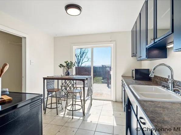 3077 Homestead Ave, Cheyenne, WY 82001