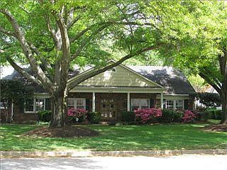1st image of 5916 Brierglen Ave