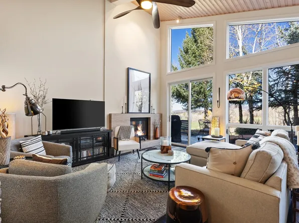 1877 Highland Way, Steamboat Springs, CO 80487