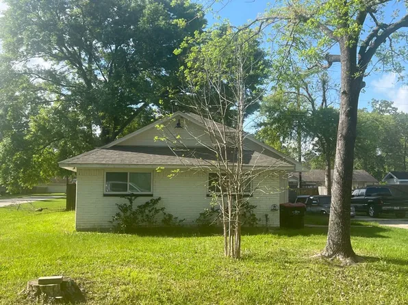 3207 Indian Mound Trl, Crosby, TX 77532