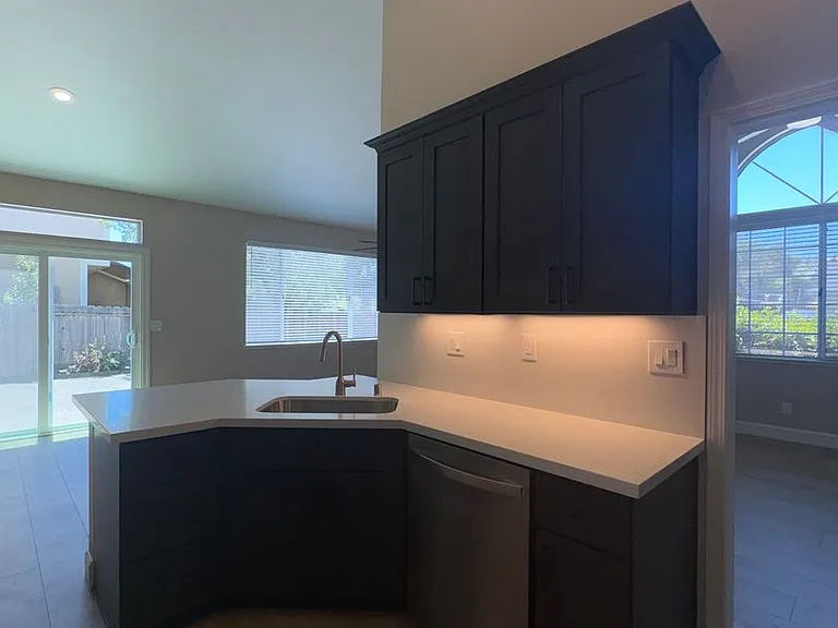 798 Shannon Dr — Photo 18