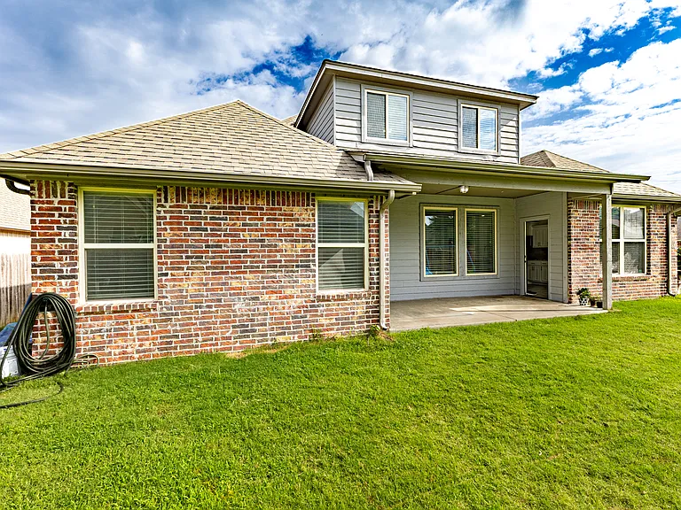 1301 W Elmira Pl — Photo 48