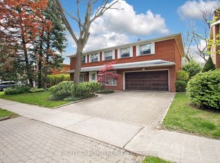 113 Lord Seaton Rd, Toronto, ON M2P 1K8