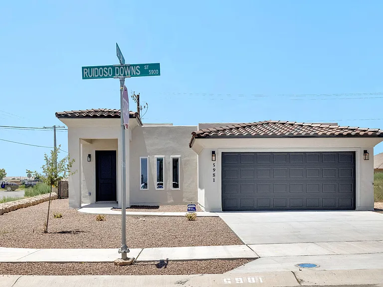 5981 Ruidoso Downs St — Photo 2