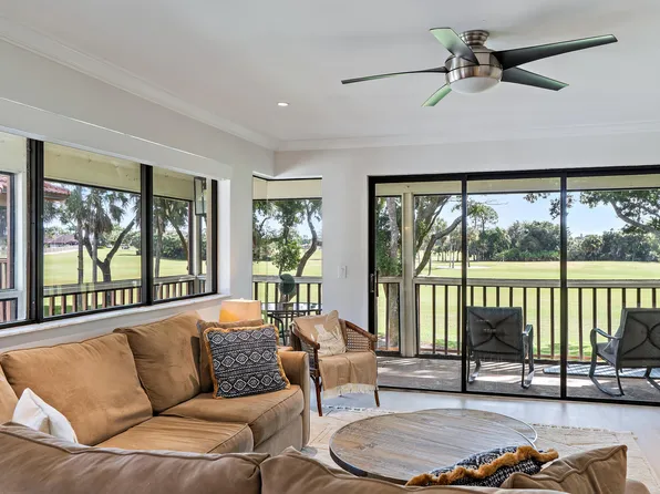 438 Brackenwood Ln S, Palm Beach Gardens, FL 33418