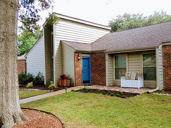 4th image of 512 Southgate Dr