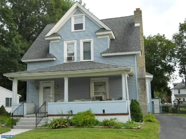 121 Kenton Ave, Pitman, NJ 08071