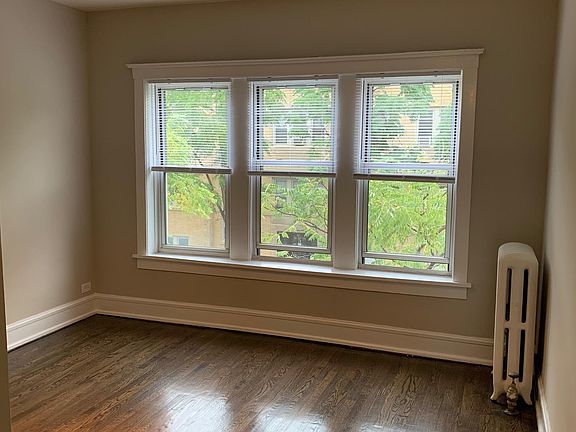 2nd image of 2328 W Wilson Ave APT 2
