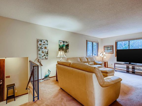 2nd image of 2130 Radatz Ave