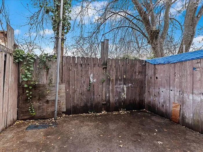 1211 W Iola Ave #6 — Photo 20