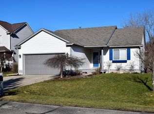 460 Winding River Dr, Williamston, MI 48895