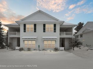 9545 Summerhouse Dr #6, Charlevoix, MI 49720