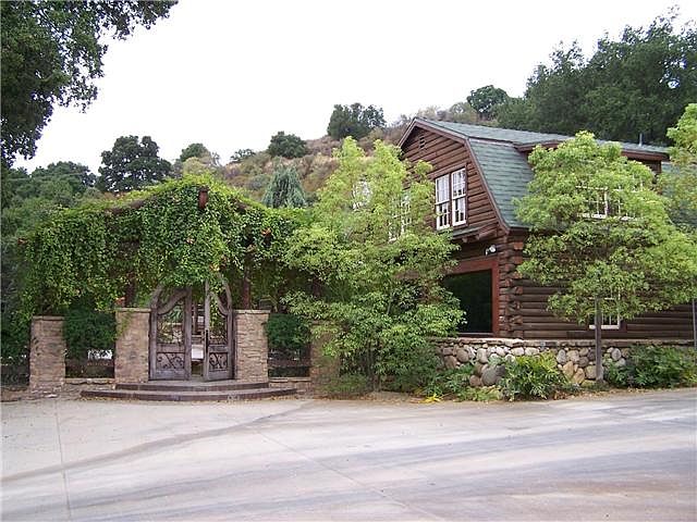 2nd image of 23790 Wildwood Canyon Rd