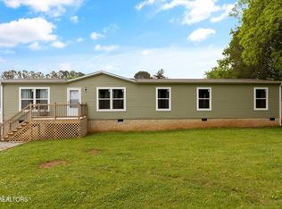 118 Helms Dr, Madisonville, TN 37354