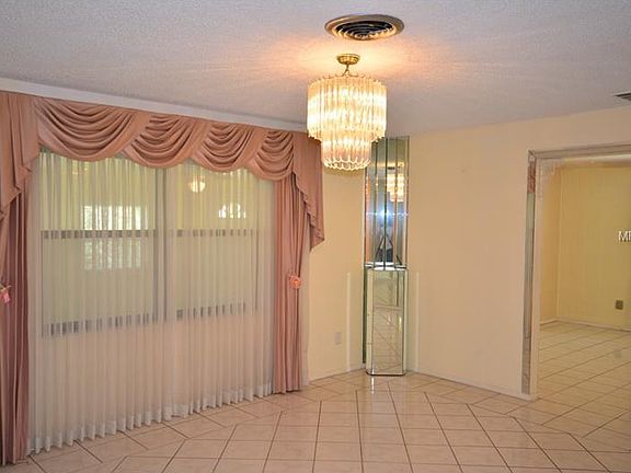 4th image of 10651 Jane Eyre Dr