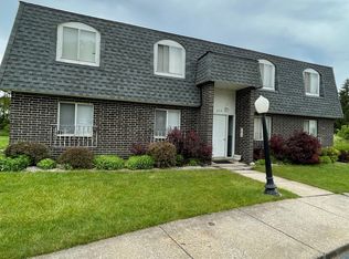 8115 Pine Island Ter, Crown Pt, IN 46307