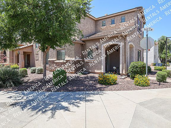 3rd image of 2127 W Monte Cristo Ave