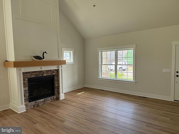 2nd image of 242 Parkside Pl