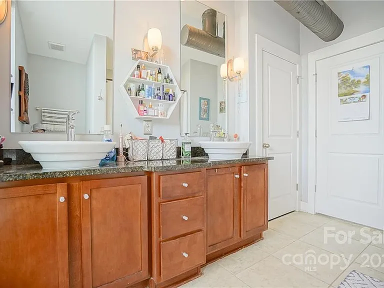 3427 Steel Yard Ct — Photo 29