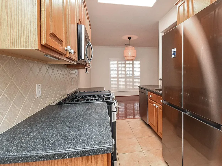 13646 Garden Grove Ct — Photo 9