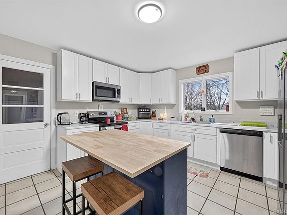 2nd image of 107 Marshall Road