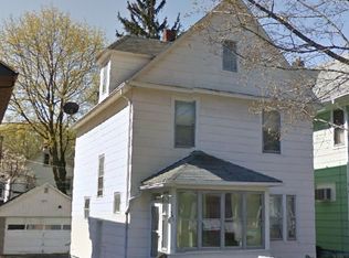 141 Delamaine Dr, Rochester, NY 14621