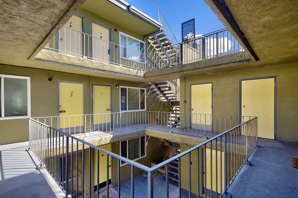 Building Photo - 1615 Prince St #4