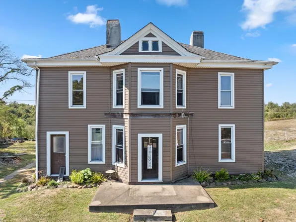 3215 FAIRMONT PIKE ROAD, Wheeling, WV 26003