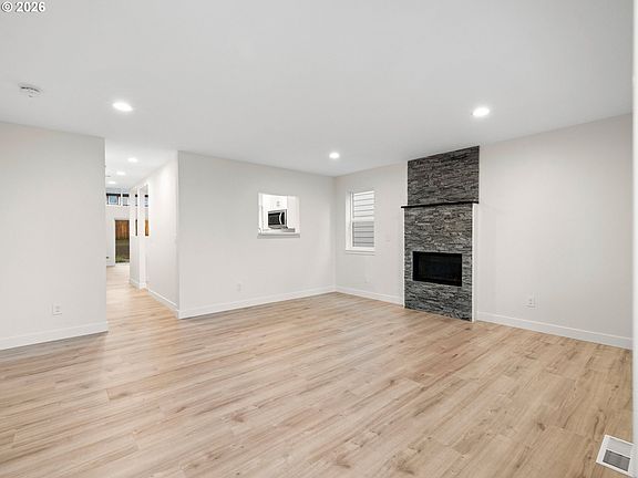 3rd image of 7684 SE 98th Ave