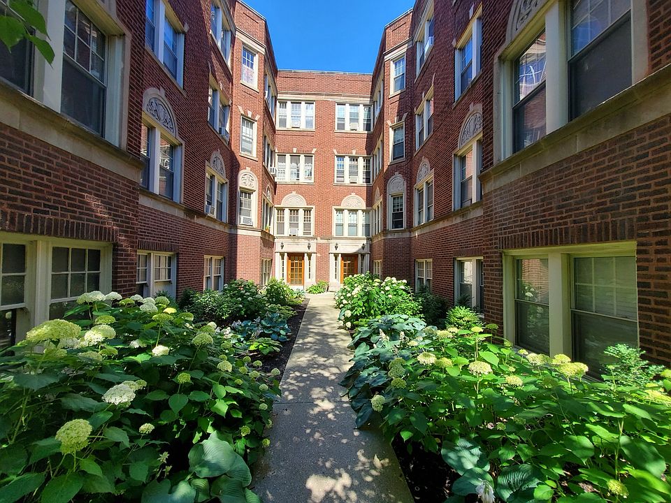 1st image of 6129 N Hoyne Ave #1