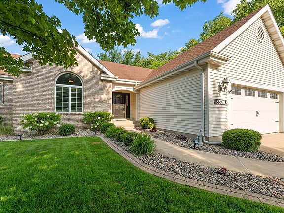 2nd image of 8530 Heather Ct