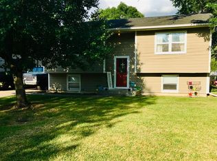 209 Wesley St, Clark, MO 65243