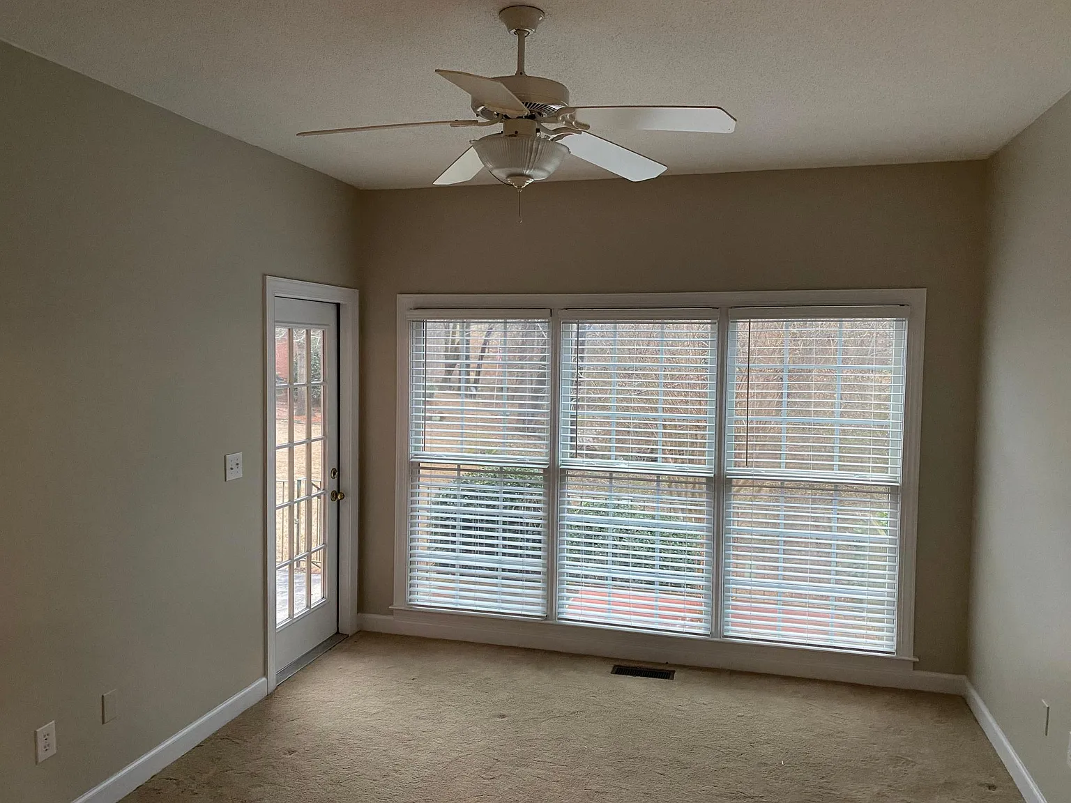 Lacy Ct, Greenwood — Photo 4