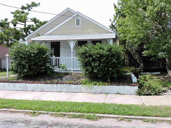 2nd image of 138 Simpson Ave