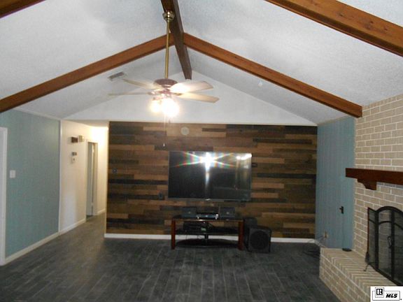 3rd image of 151 Northwood Cir