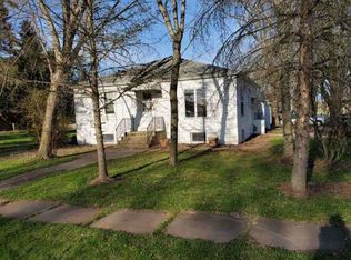 N5638 N Smalley St, Shawano, WI 54166