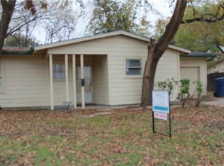 2002 E Mitchell St, Arlington, TX 76010