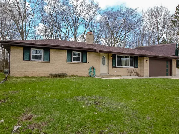 N82W22398 Mary Ann Ct, Lisbon, WI 53089