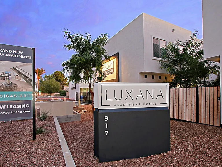 Luxana Apartments — Photo 71