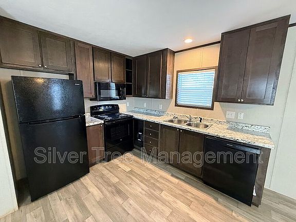 3rd image of 274 Lark Meadow Dr Unit B