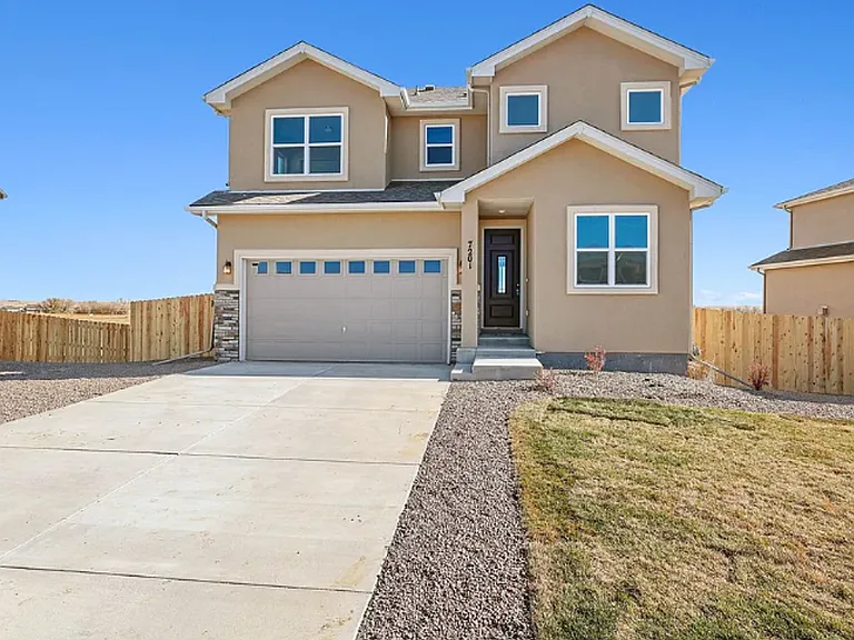 7201 Alpine Daisy Dr — Photo 1