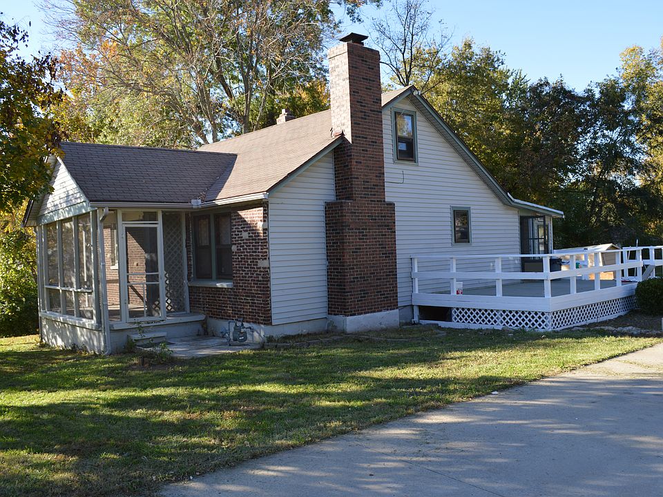 Front view of the home