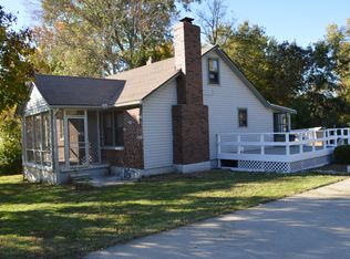 1112 E Salisbury Rd, Independence, MO 64050