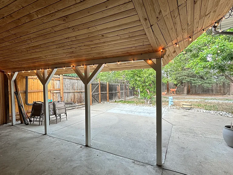4520 Holland St — Photo 18