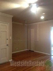 4th image of 1327 N Screenland Dr