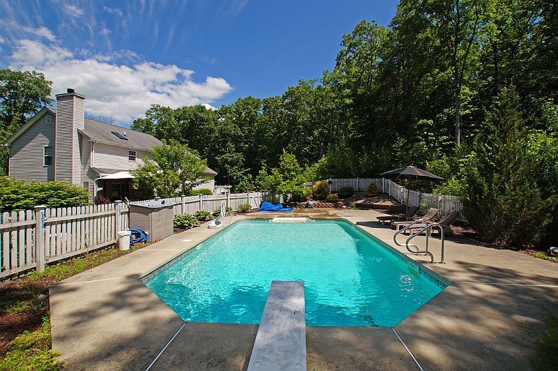 In ground Grecian Pool