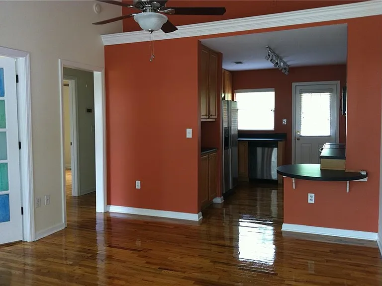 1581 Stone Gate Ln SE — Photo 6