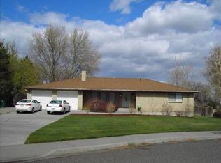 1427 S Buchanan Pl, Kennewick, WA 99338