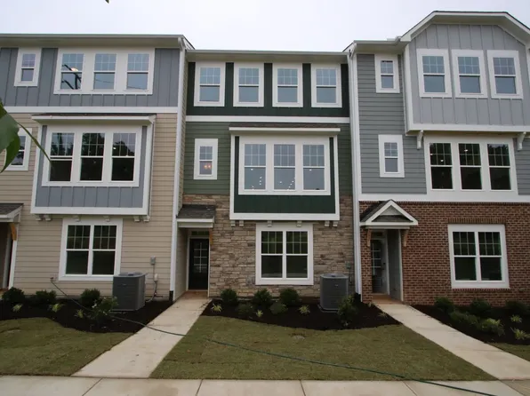 2921 Richardson Rd, Apex, NC 27502